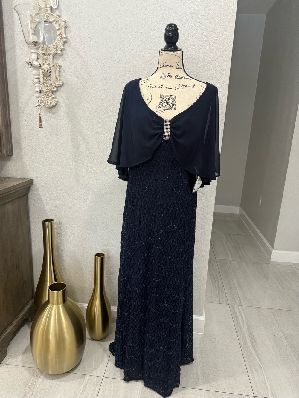 NWT R&M Richards Woman Navy Lace Sequin Formal Gown Dress Size 16